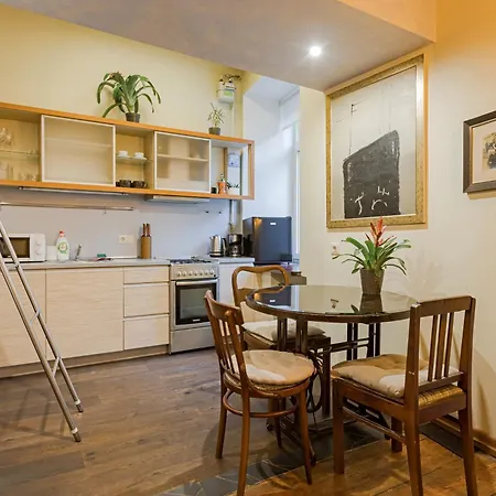 Vintage Old Town Apartment Vilnius